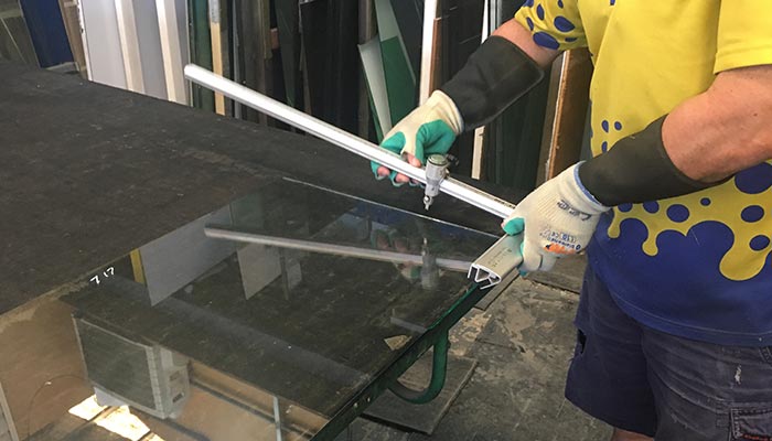 Apprentice glazier in Townsville